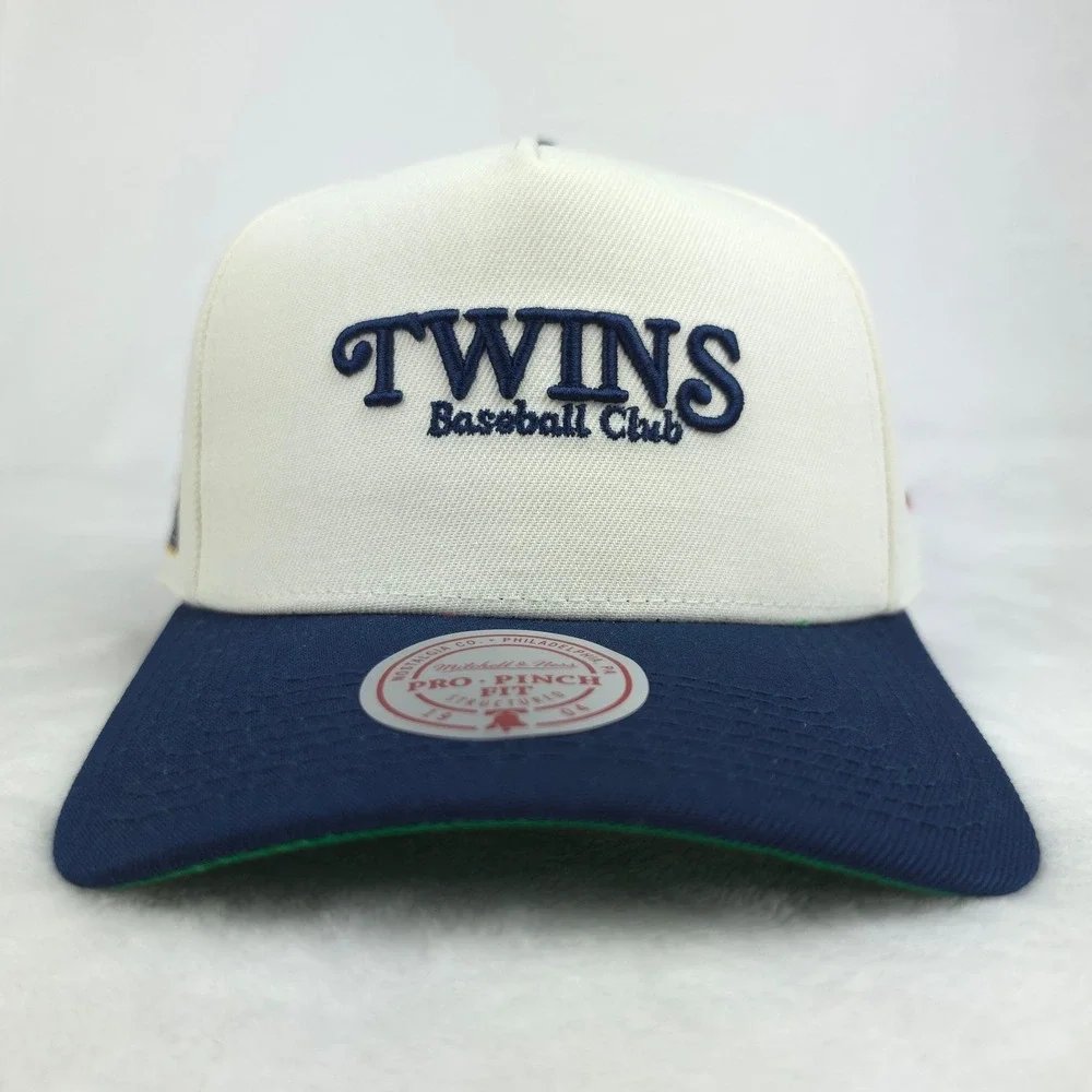 Minnesota Twins Mitchell & Ness MLB Pro Fit Snapback Hat Cap 3D Logo Cream NWT‎